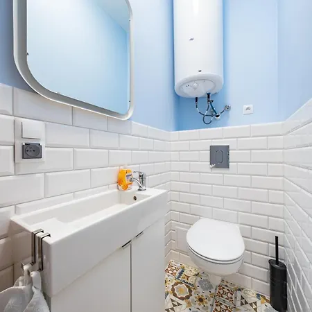 بيت شباب Kurhaus غدينيا