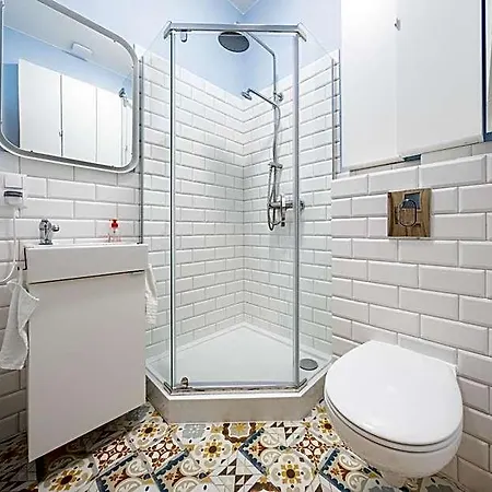 Kurhaus Hostel *